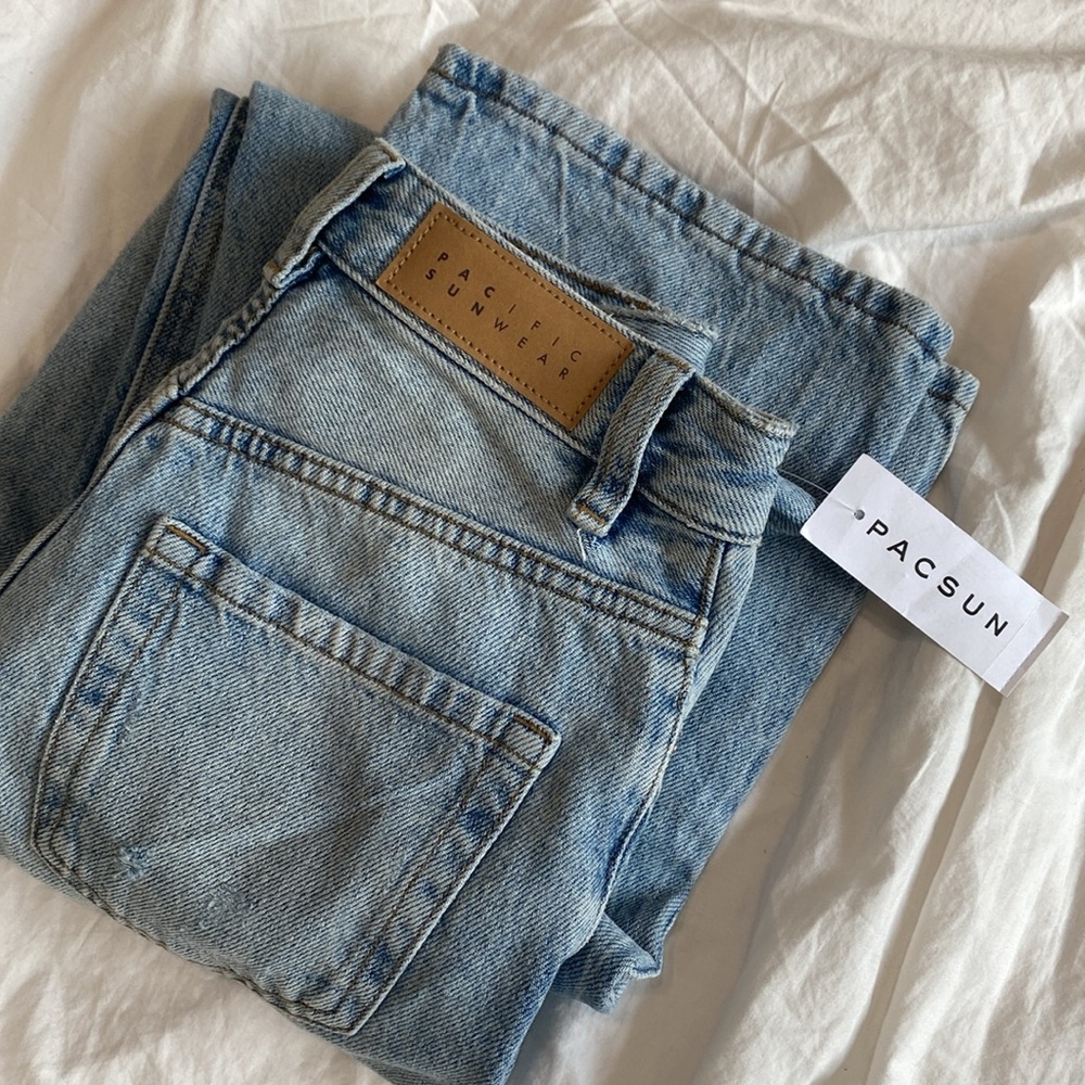 NWT PacSun Light Indigo 90’s Boyfriend Jeans